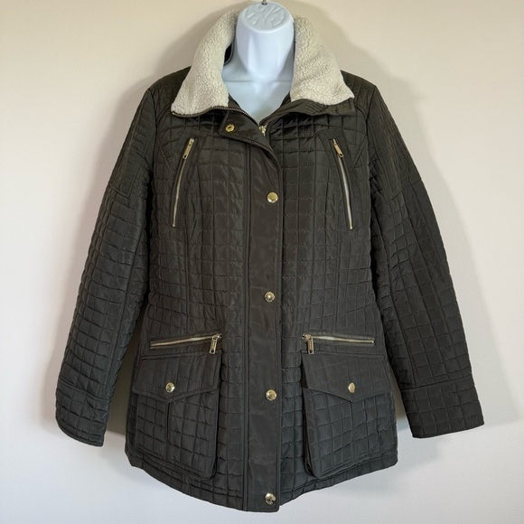 Michael Kors Jackets & Blazers - NWT Michael Kors Women’s Quilted Anorak Coat Dark Green Moss Gold Hardware M